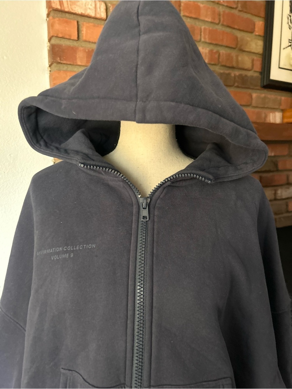 Comfrt Affirmation Zip Up Oversized Hoodie in Midnight Blue Sz XS - Picture 4 of 11
